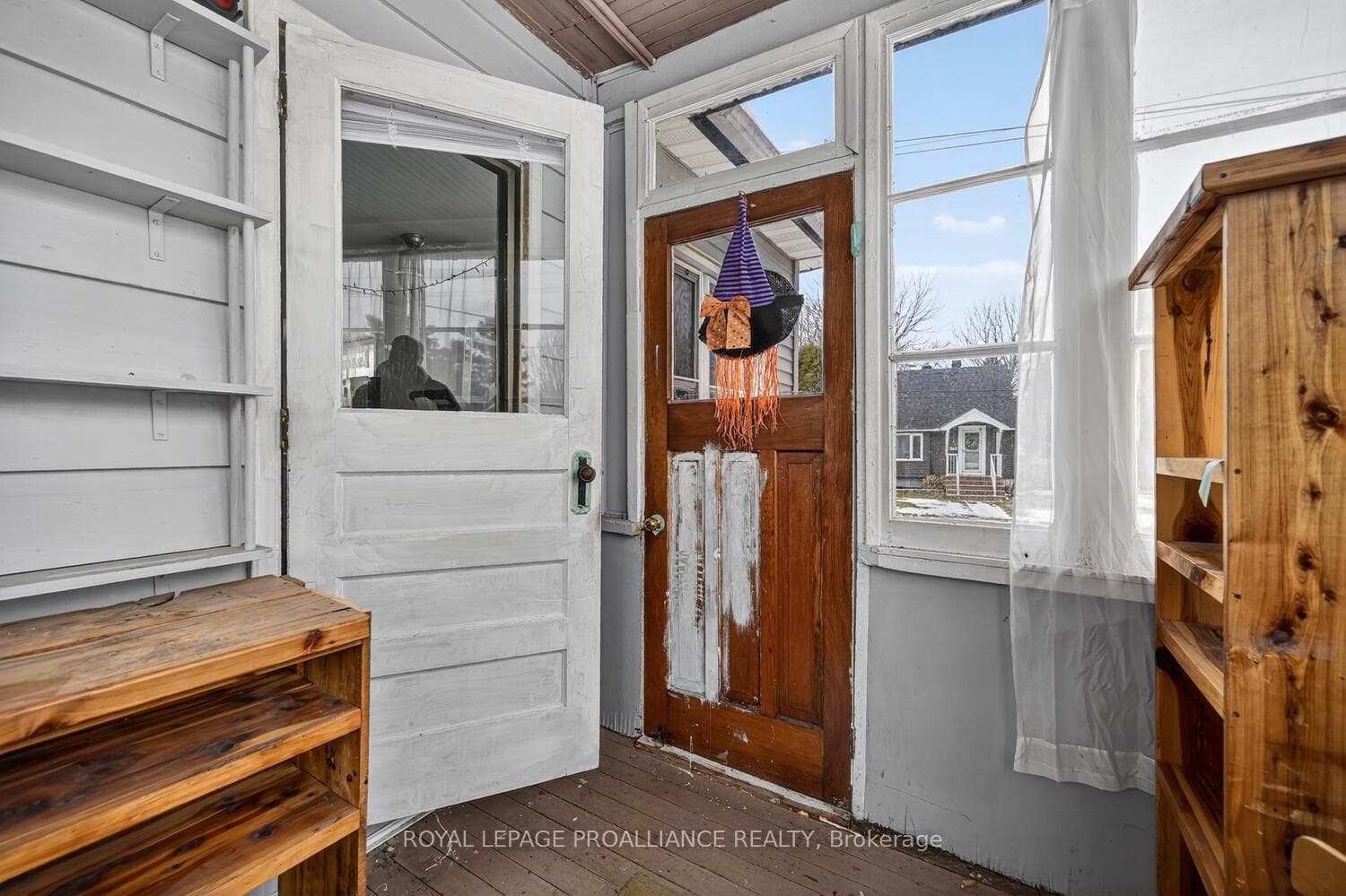 28 Oak Street photo 13