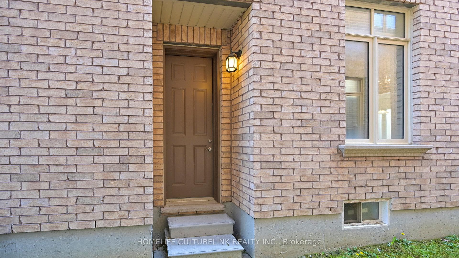 91 Chaiwood Court photo 49