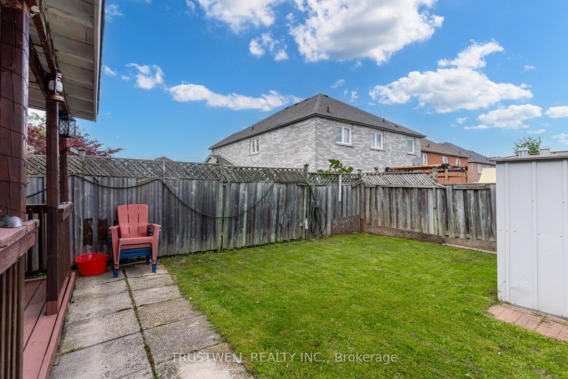 135 Laird Drive photo 30