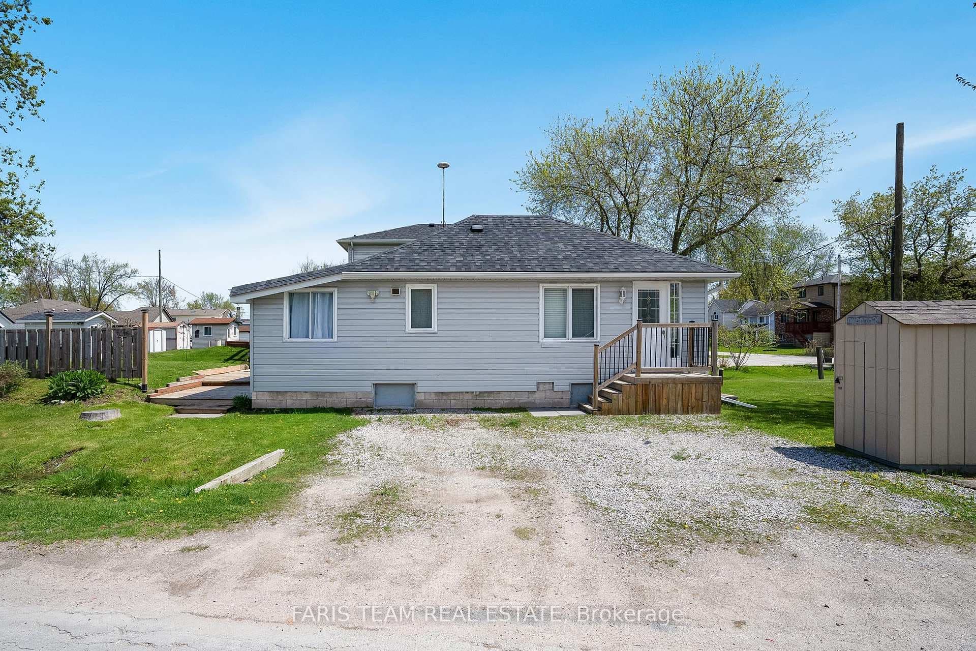 1070 Wood Street photo 18