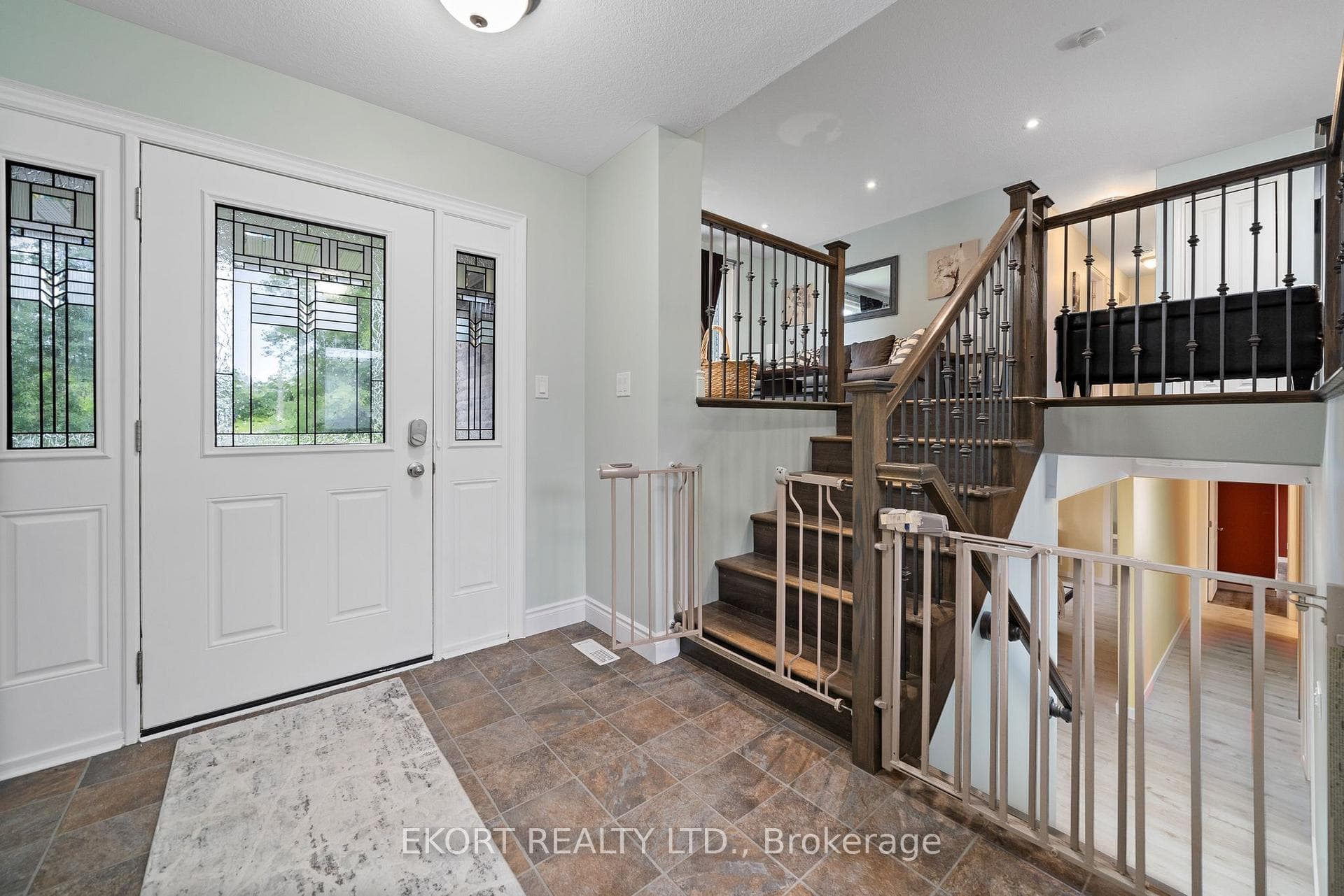 366 Ray Road photo 6