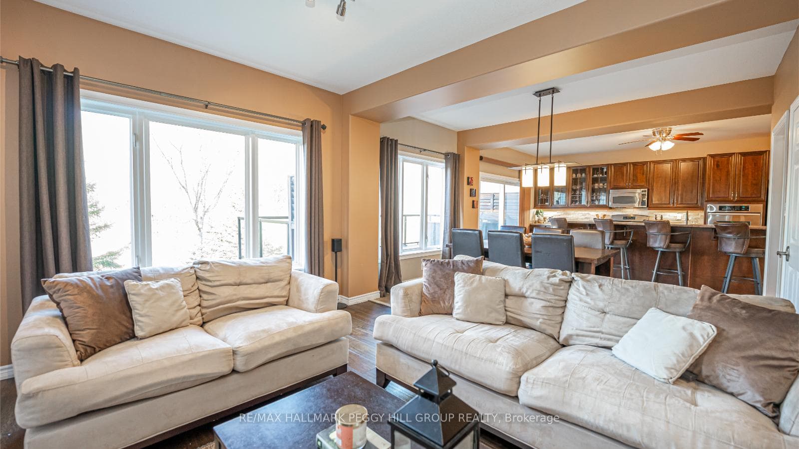24 Thicketwood Avenue photo 8