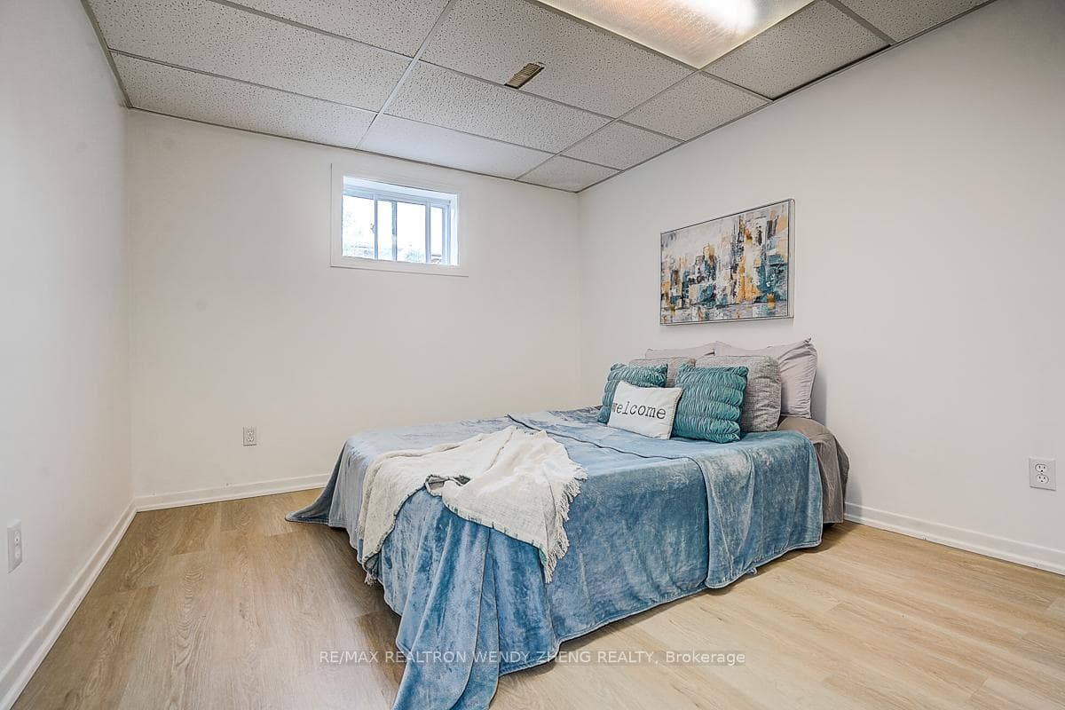 25 Lysander Court photo 37