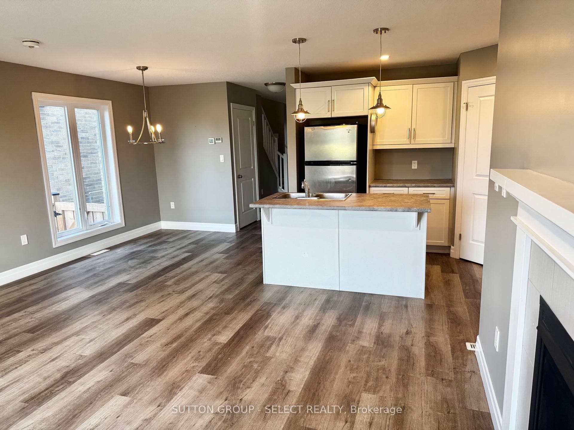 108 Gilmour Drive photo 7