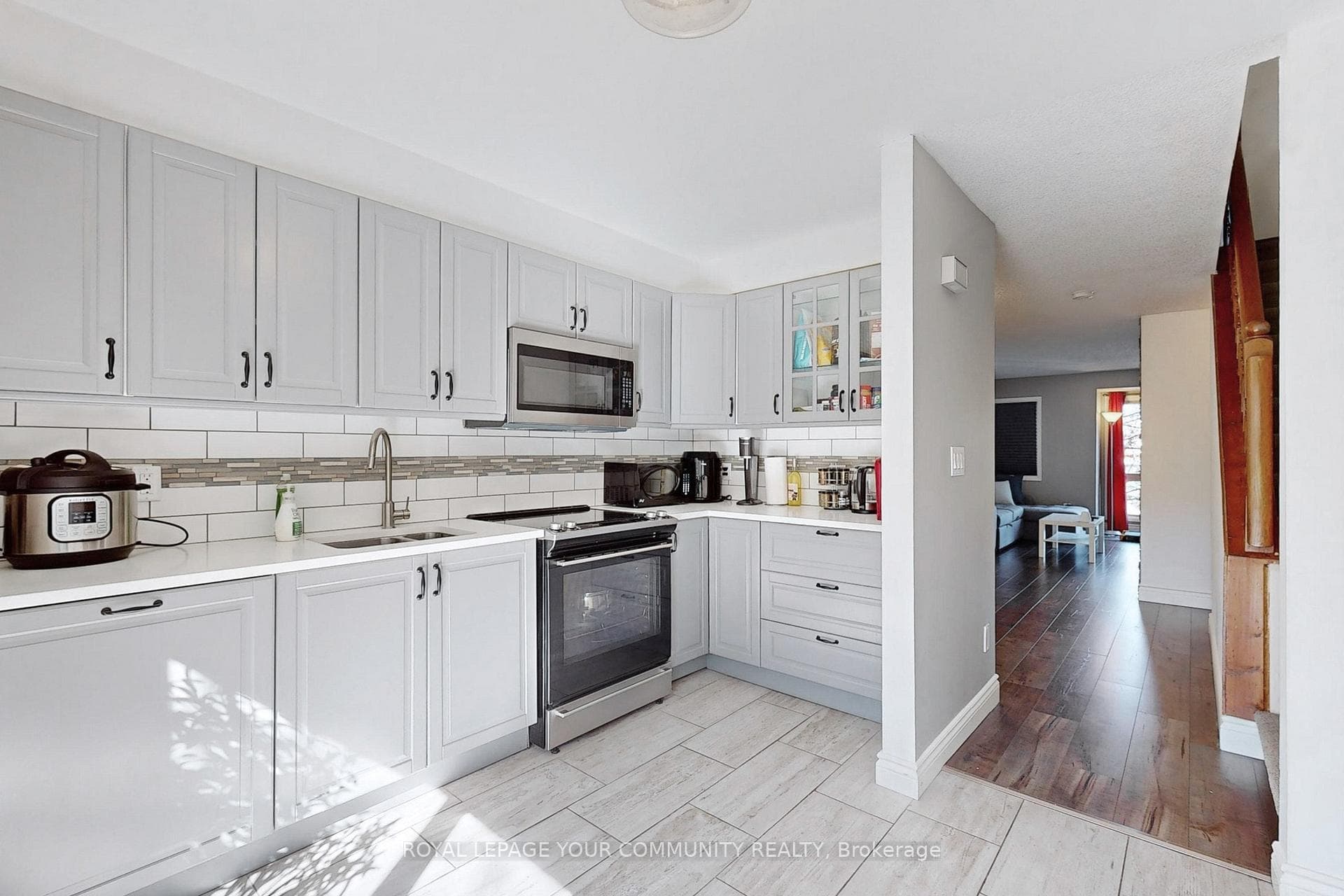 895 Maple Avenue Unit 526 photo 14
