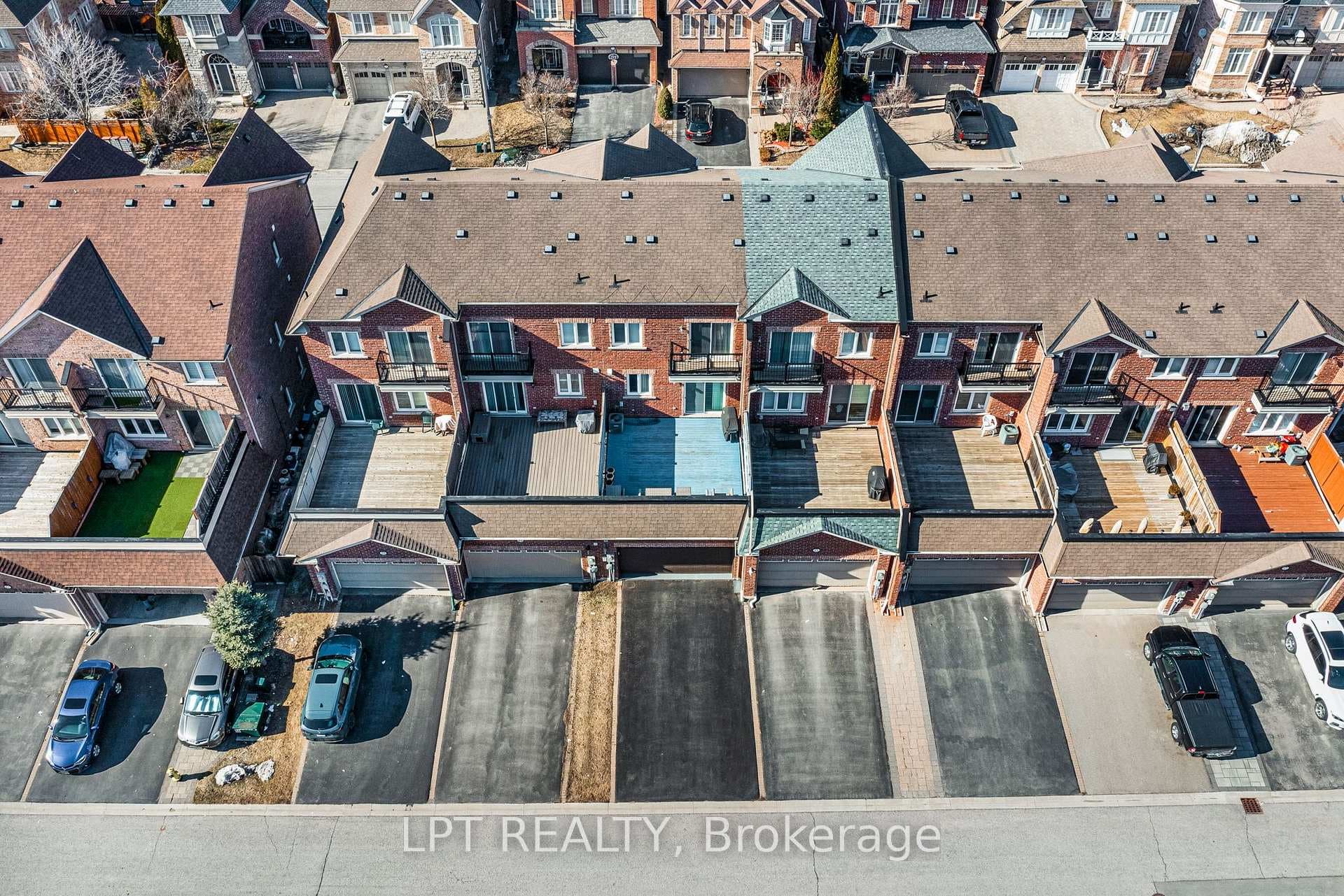 19 Earnshaw Drive photo 48