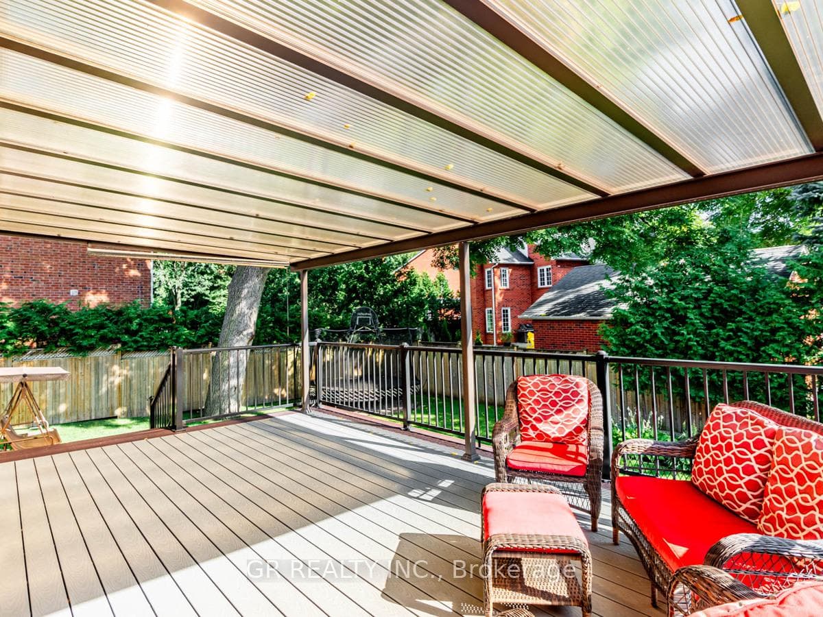 37 Captain Armstrong Lane photo 28
