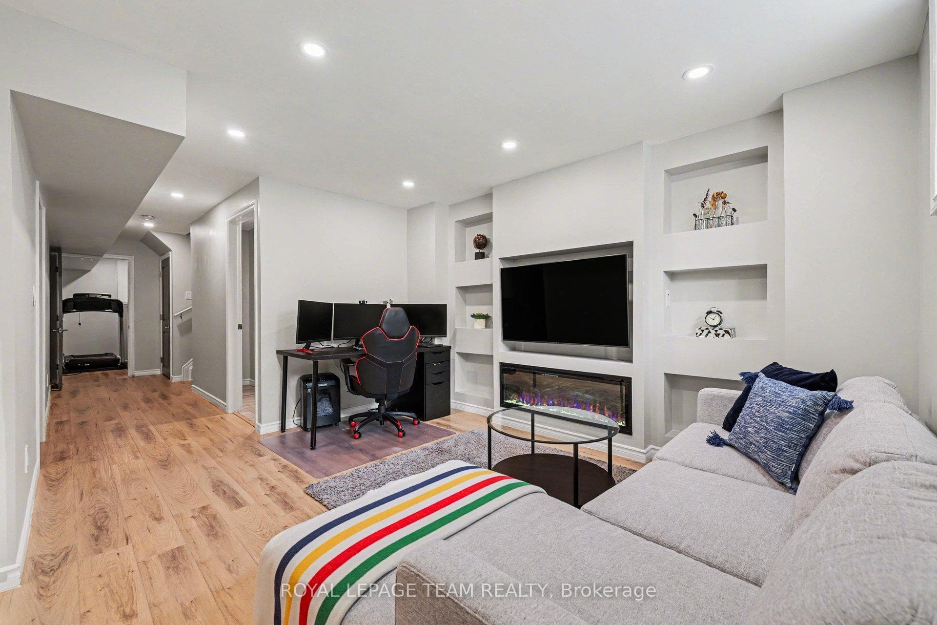 13 Allan Moore Place photo 29