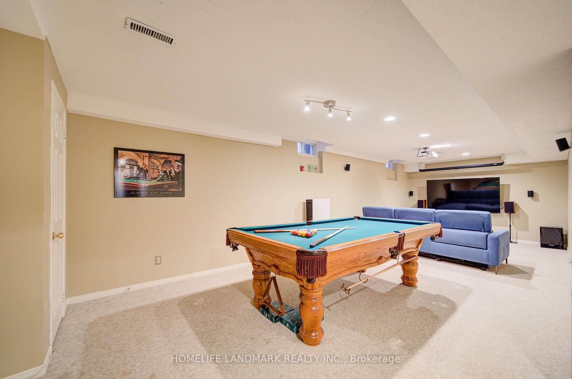 1360 Old English Lane photo 44