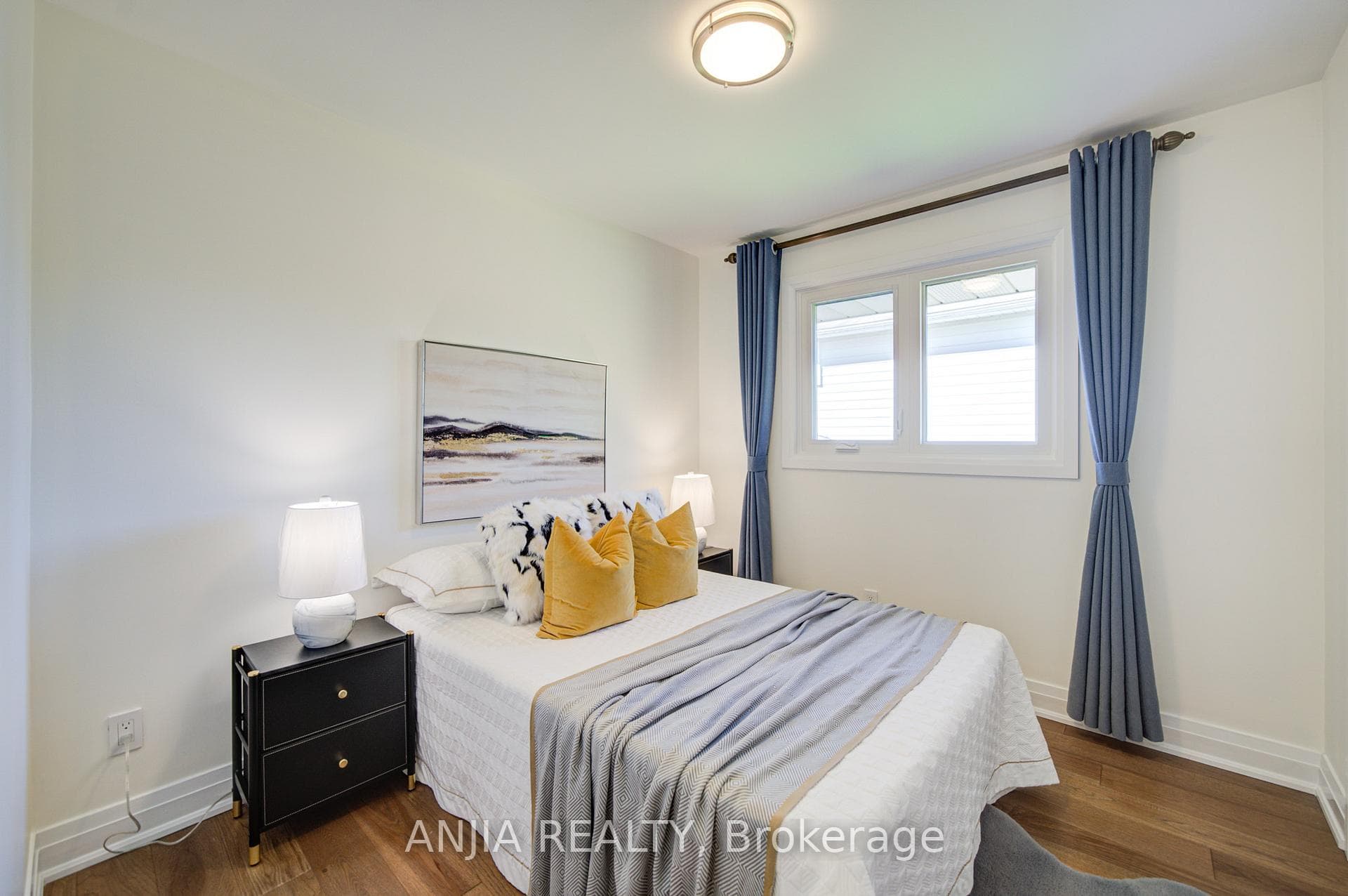80 Southdale Drive photo 25