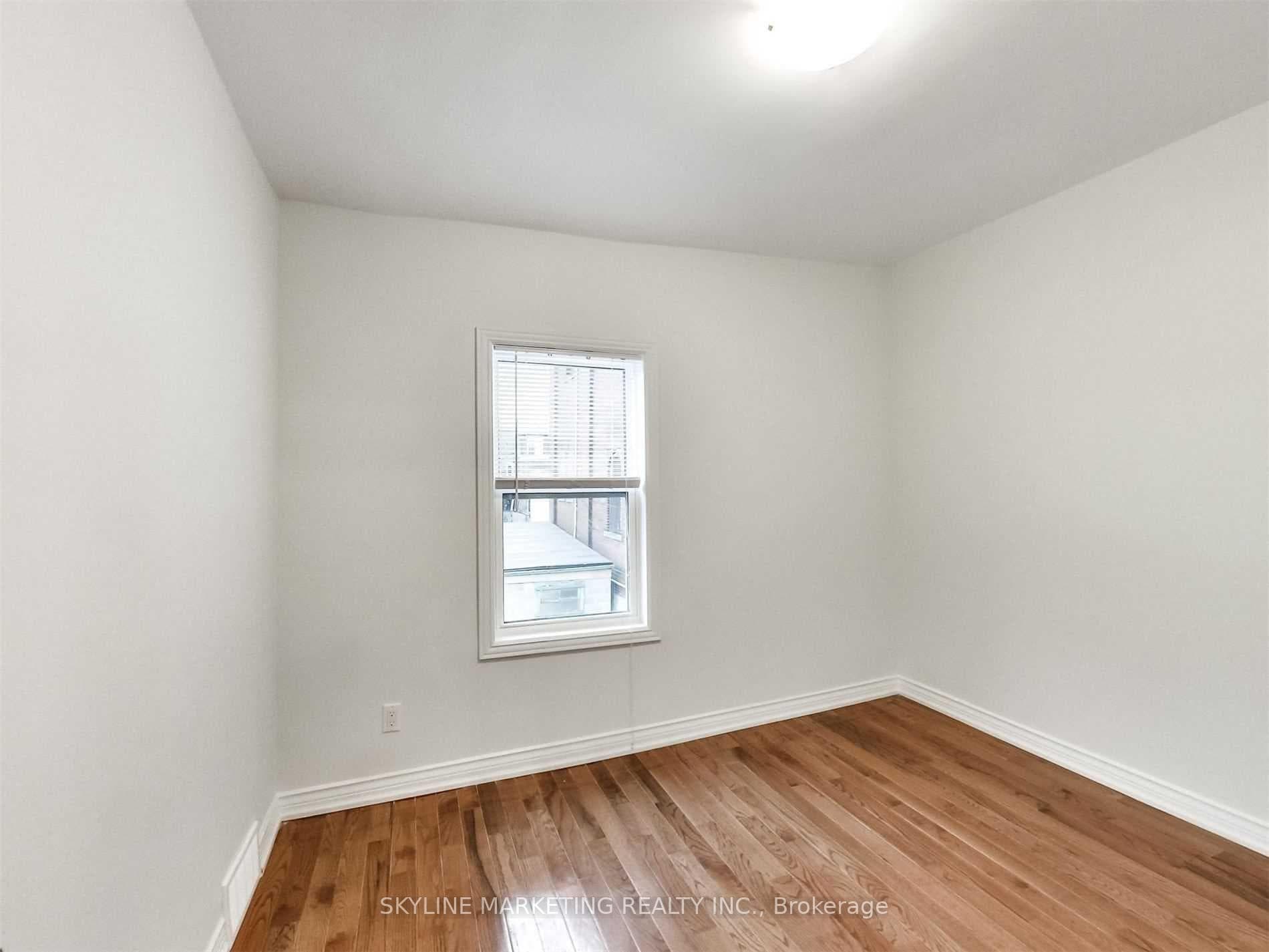 809 Dovercourt Road Unit Upper photo 12
