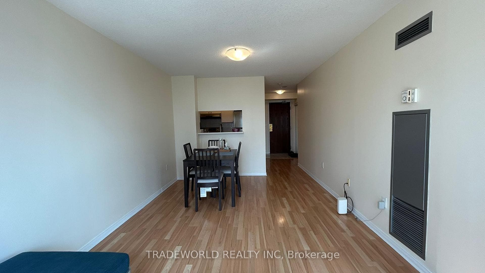 3 Pemberton Avenue Unit 2009 photo 6