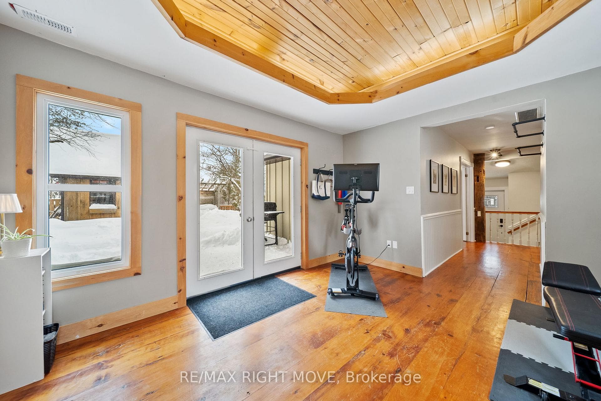 27 Durham St Street photo 12