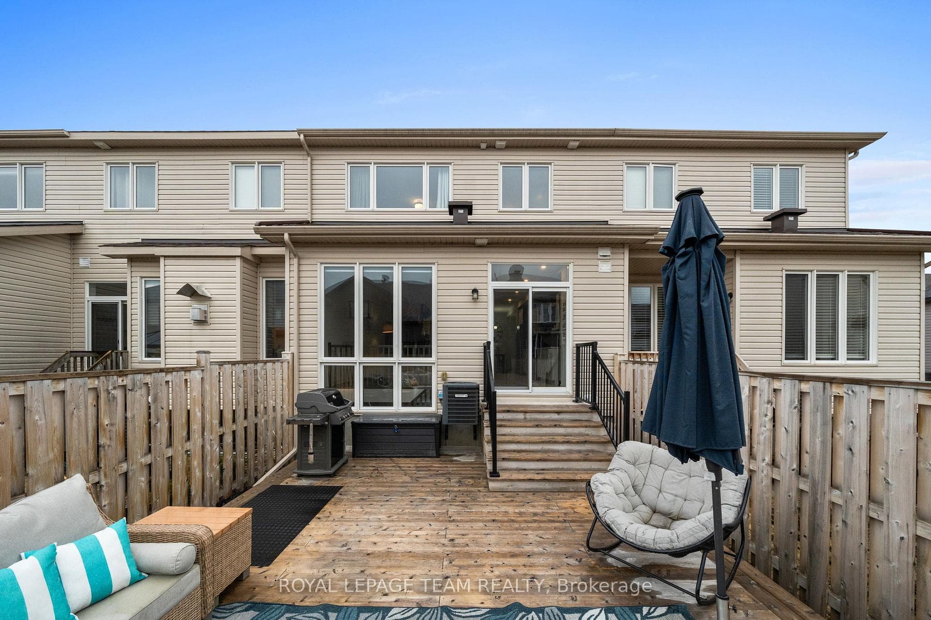 1160 Beckett Crescent photo 40