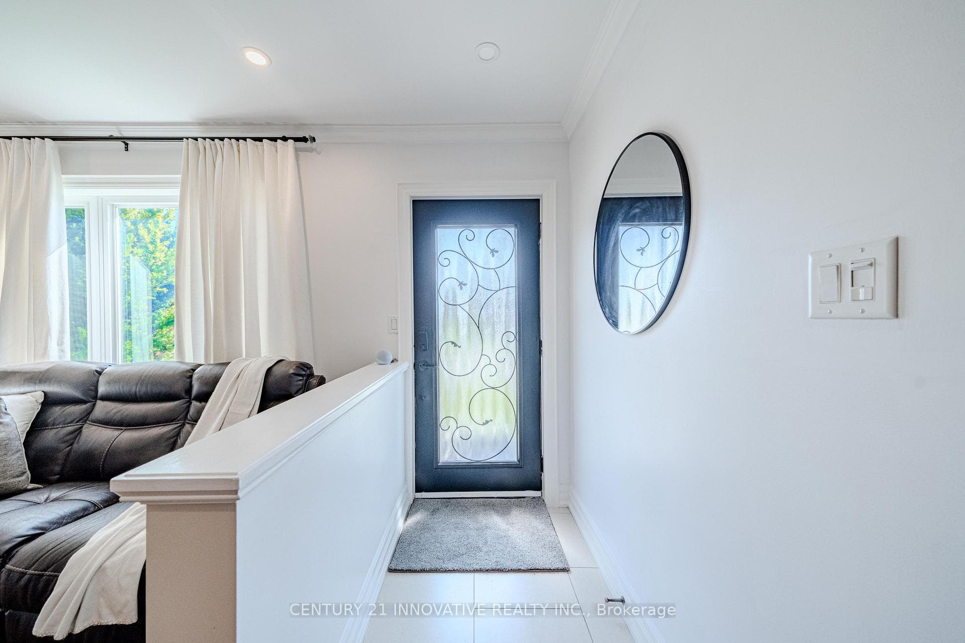 60 Dorking Crescent photo 5