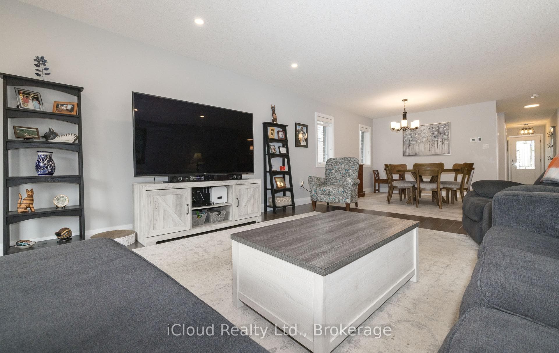Living/Dining Room Combination