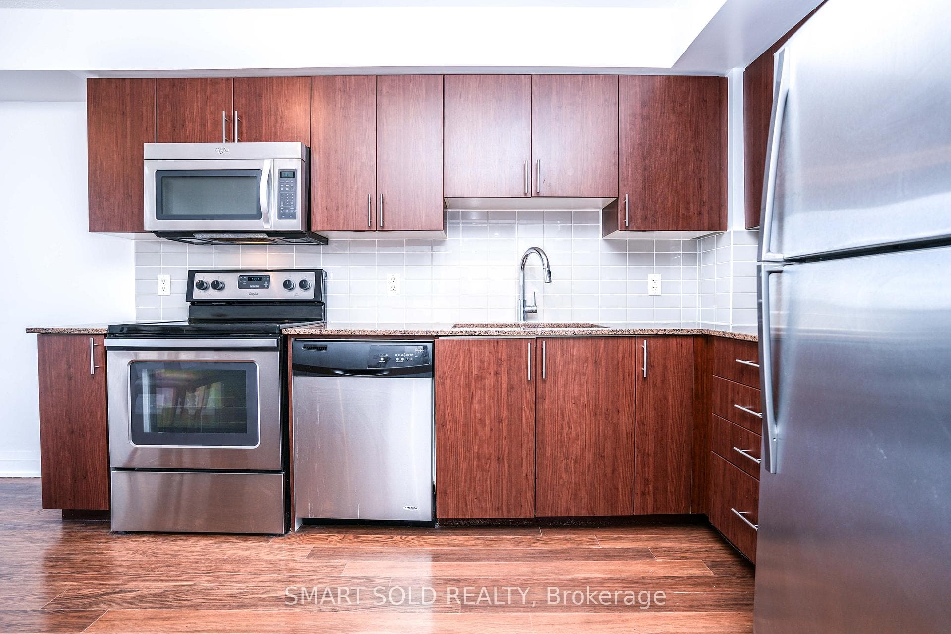 376 Highway 7 Way Unit 802A photo 6
