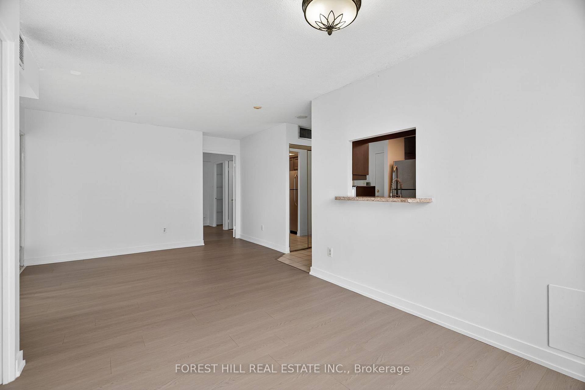 285 Enfield Place Unit 210 photo 16