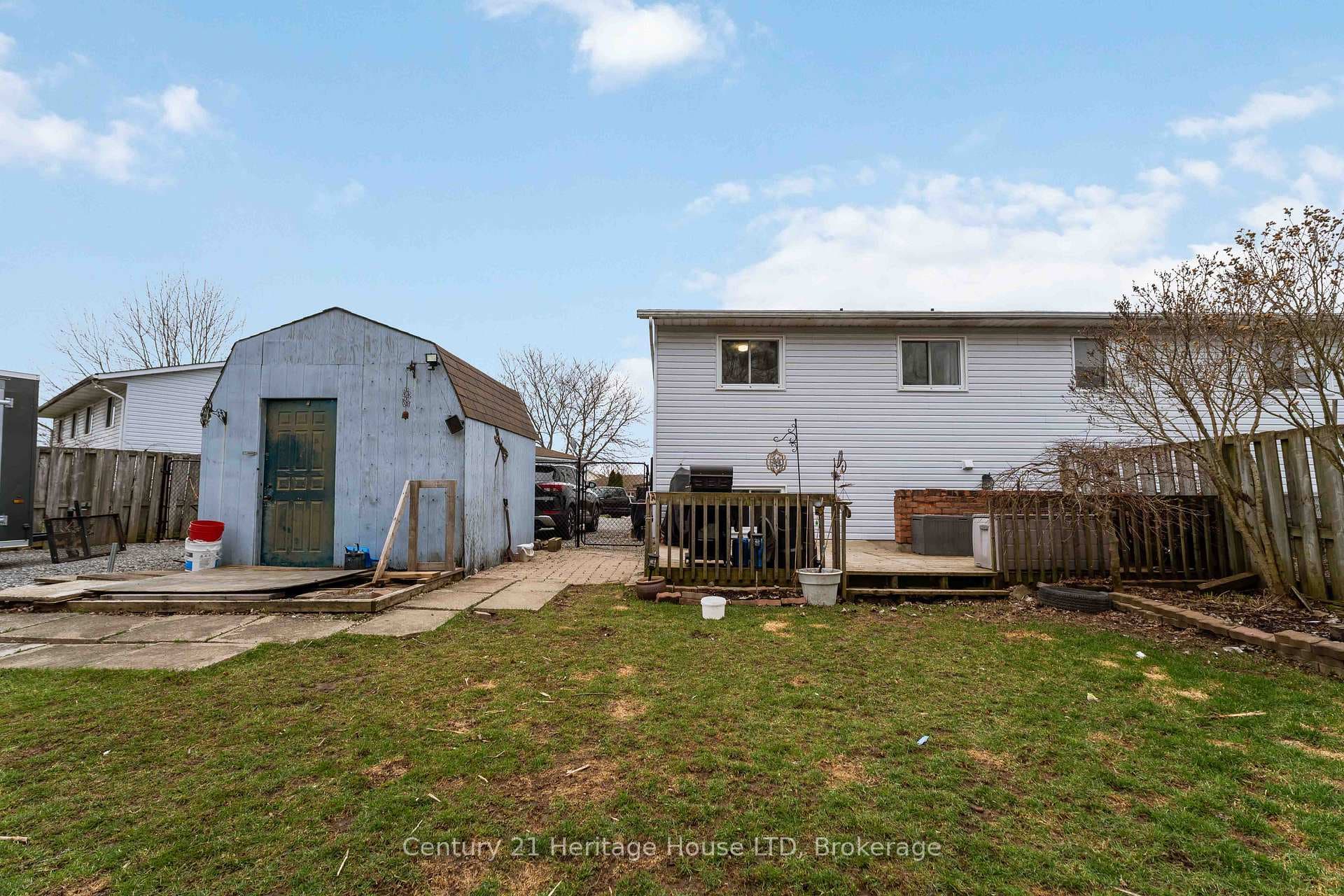 21 Justina Court photo 40