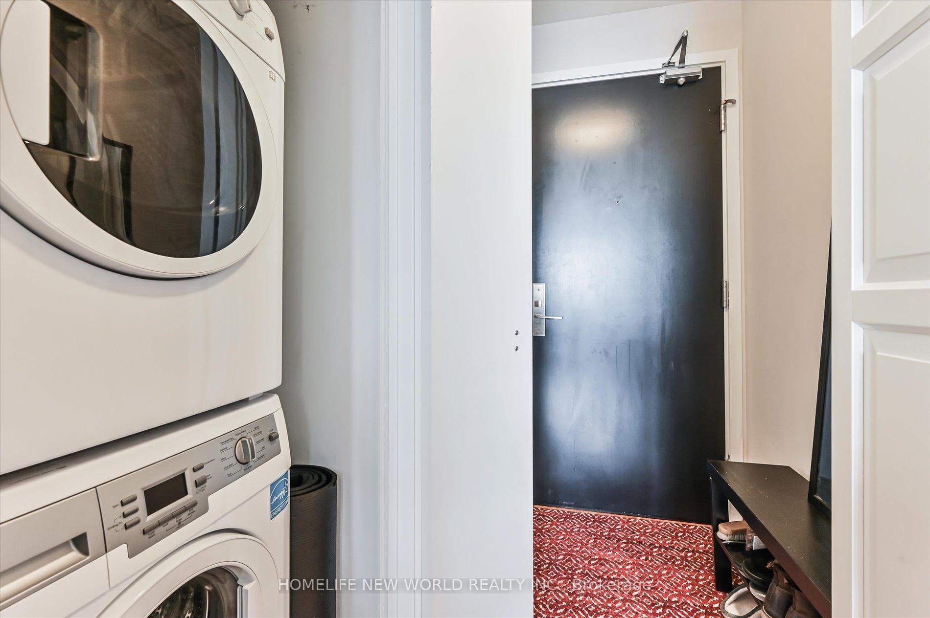 290 Adelaide Street Unit 2903 photo 17