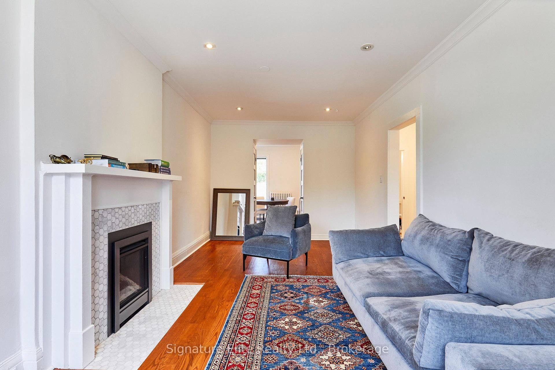 124 Geoffrey Street Unit Upper photo 8