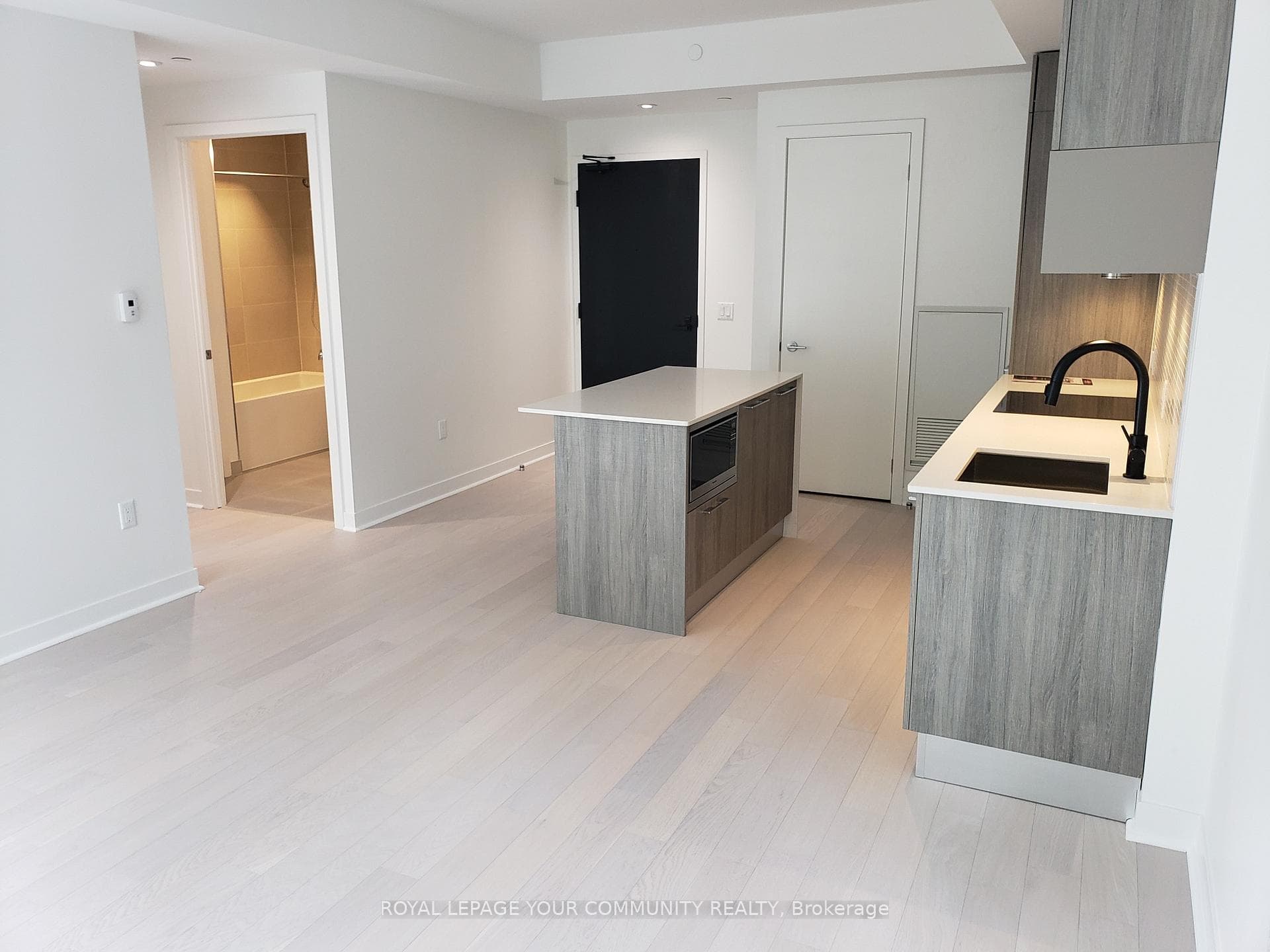 501 Adelaide Street Unit 407 photo 8