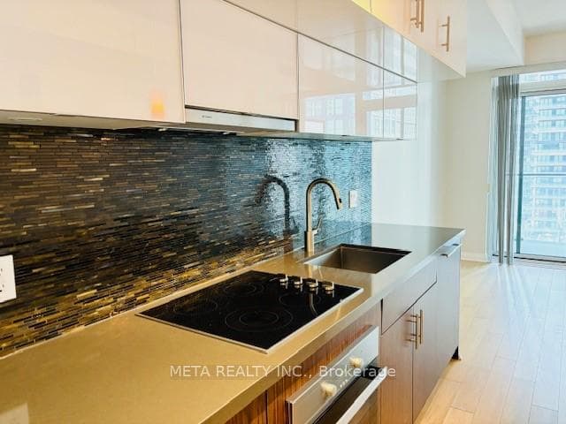 8 Mercer Street Unit 1709 photo 15