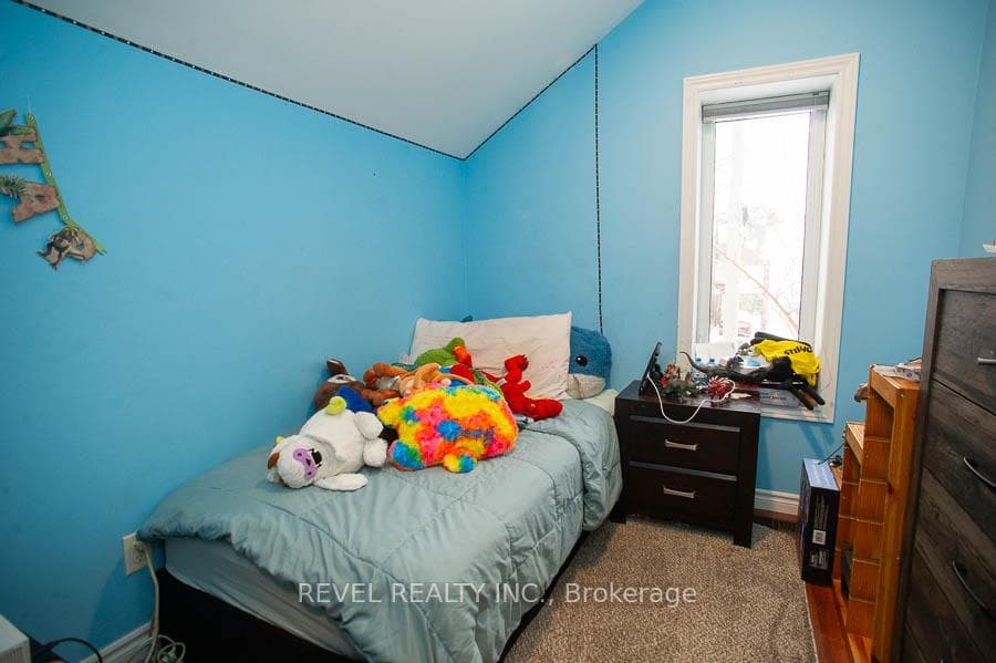 129 Peel Street photo 9