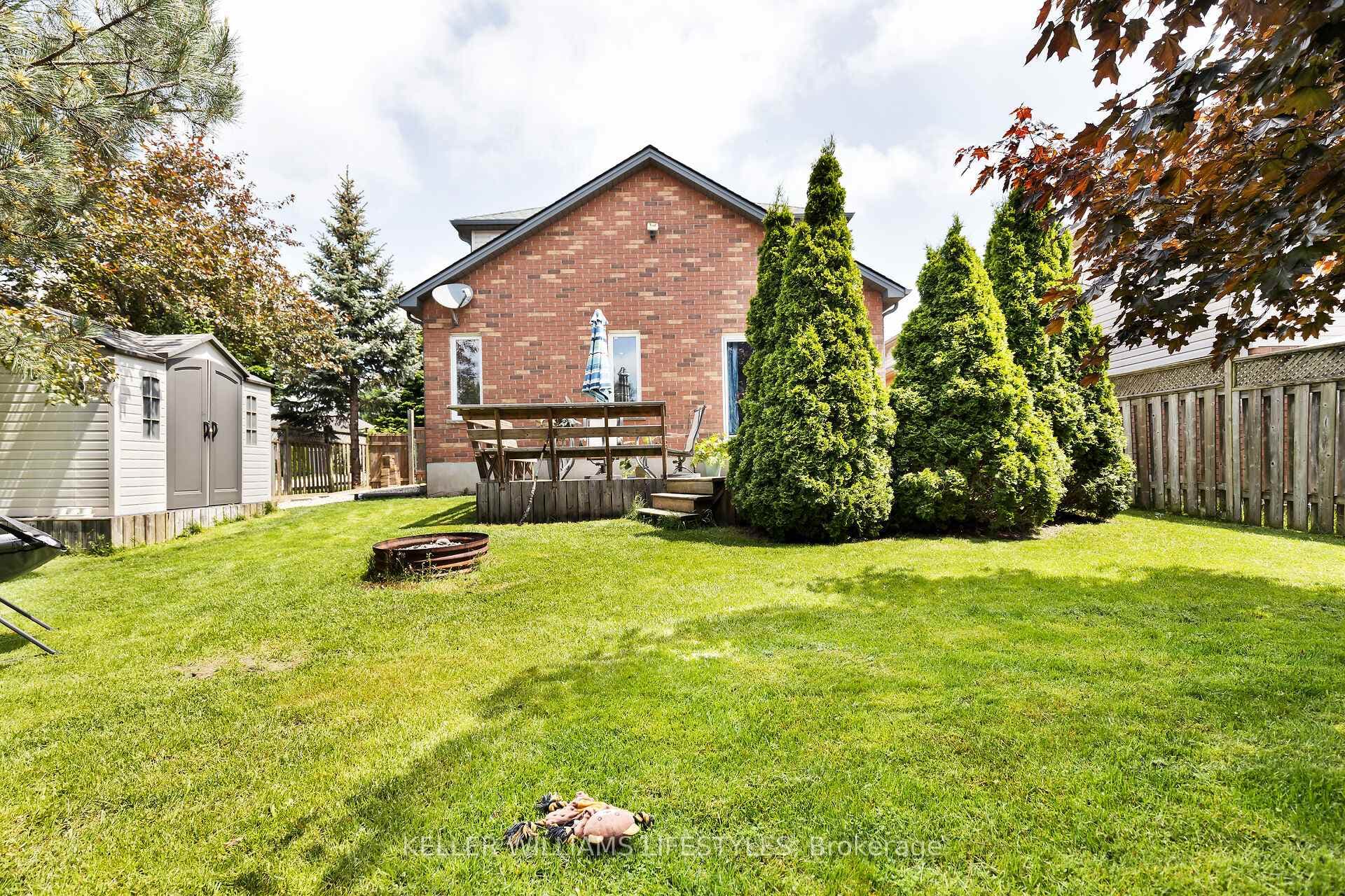 937 Queensborough Court photo 30