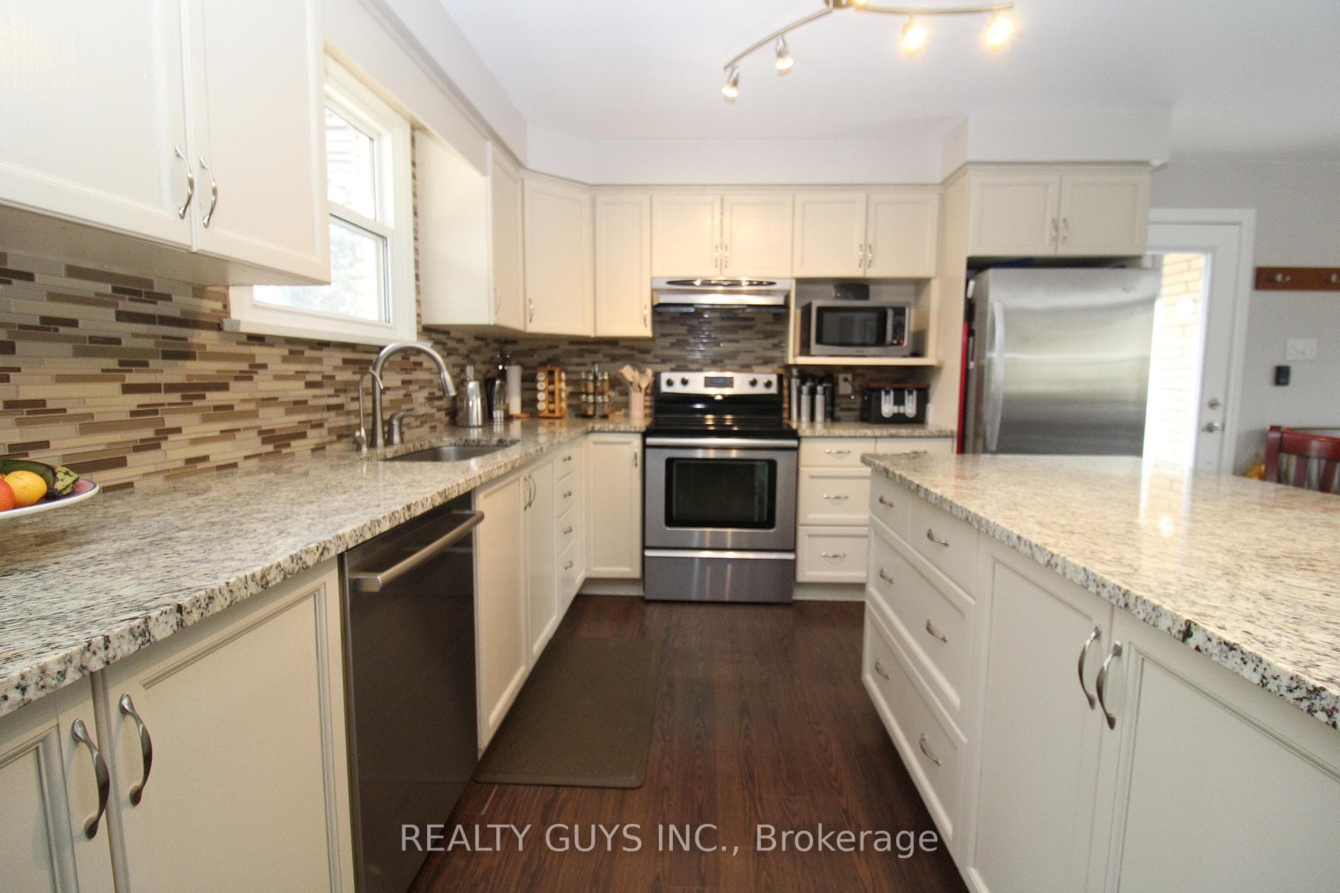 316 Douglas Road photo 19