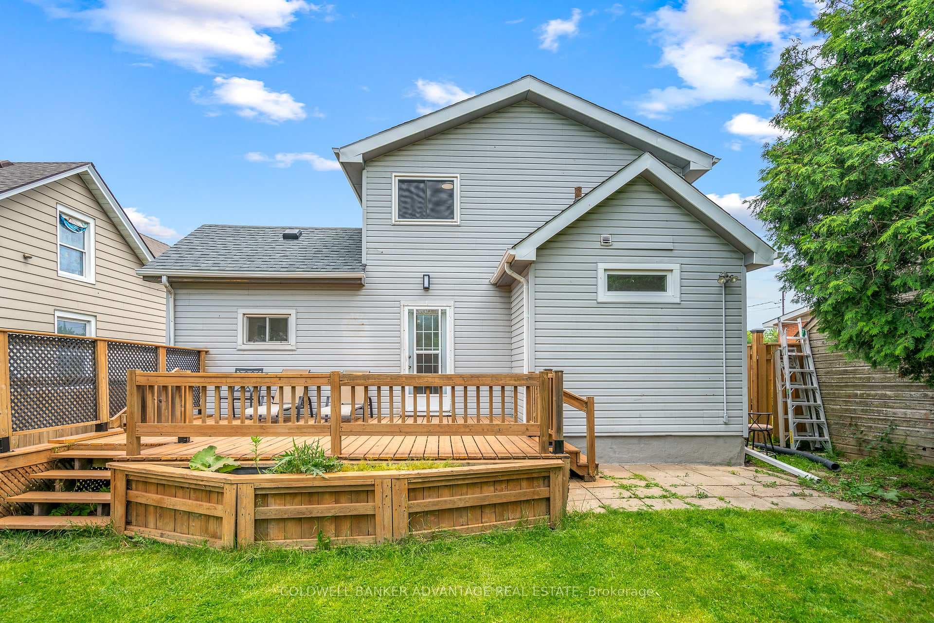 4477 Third Avenue photo 27