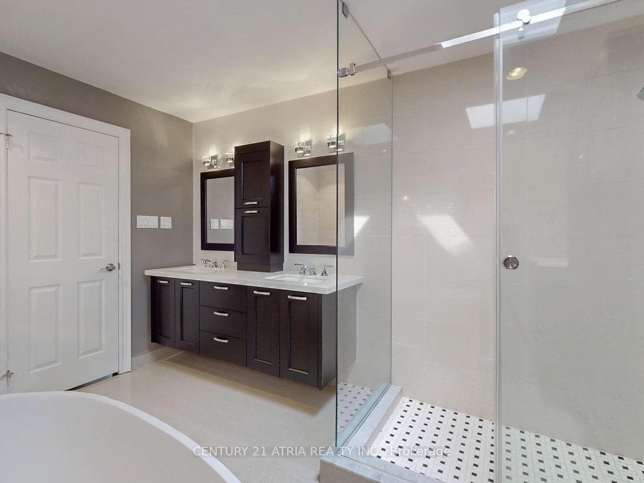 6 Willow Heights Court photo 22