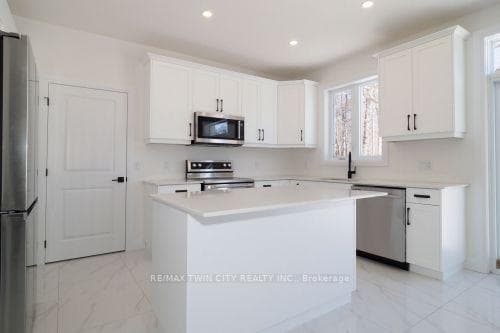 213 FALLOWFIELD Drive photo 12