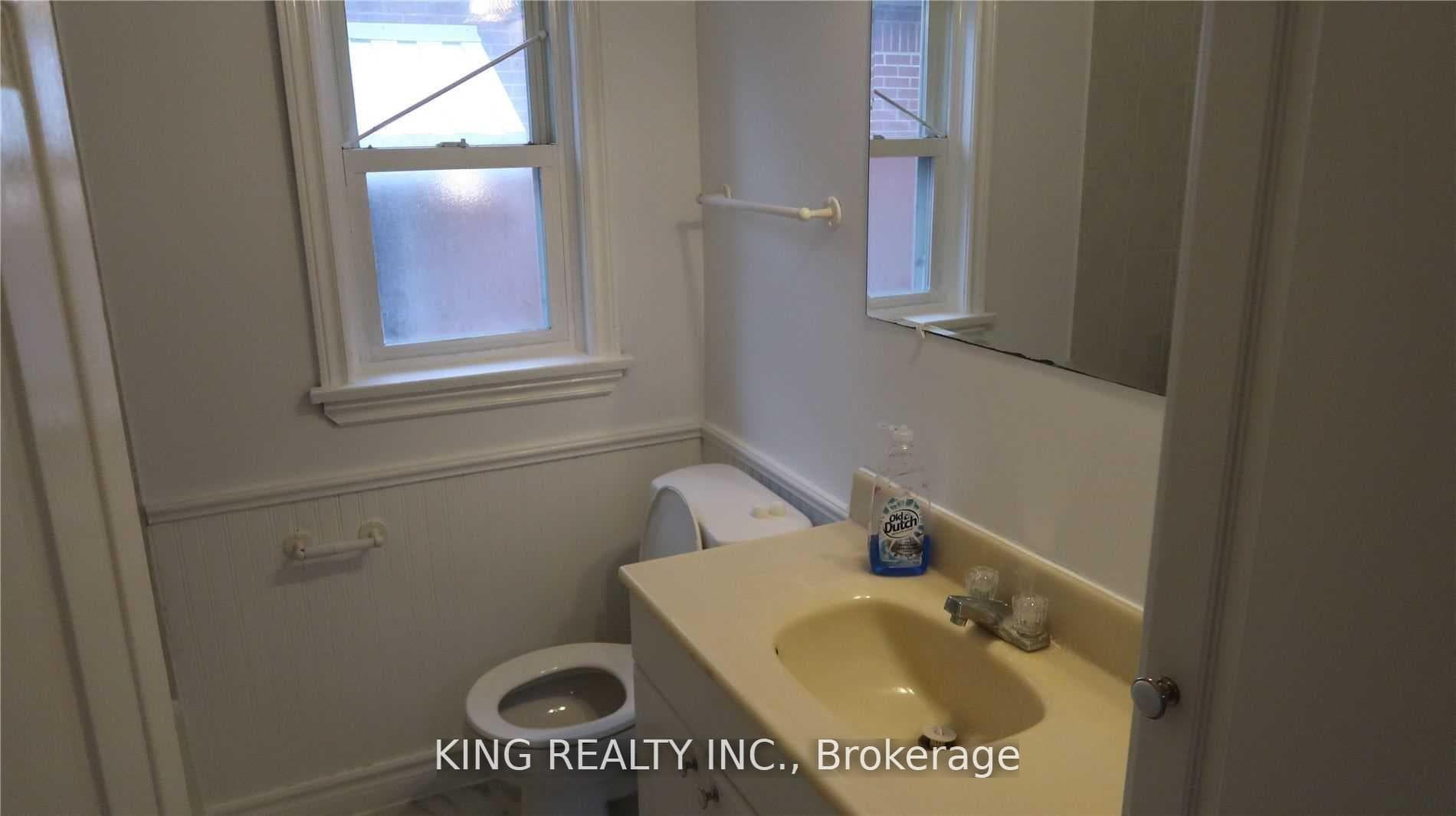 167 Erb Street photo 14
