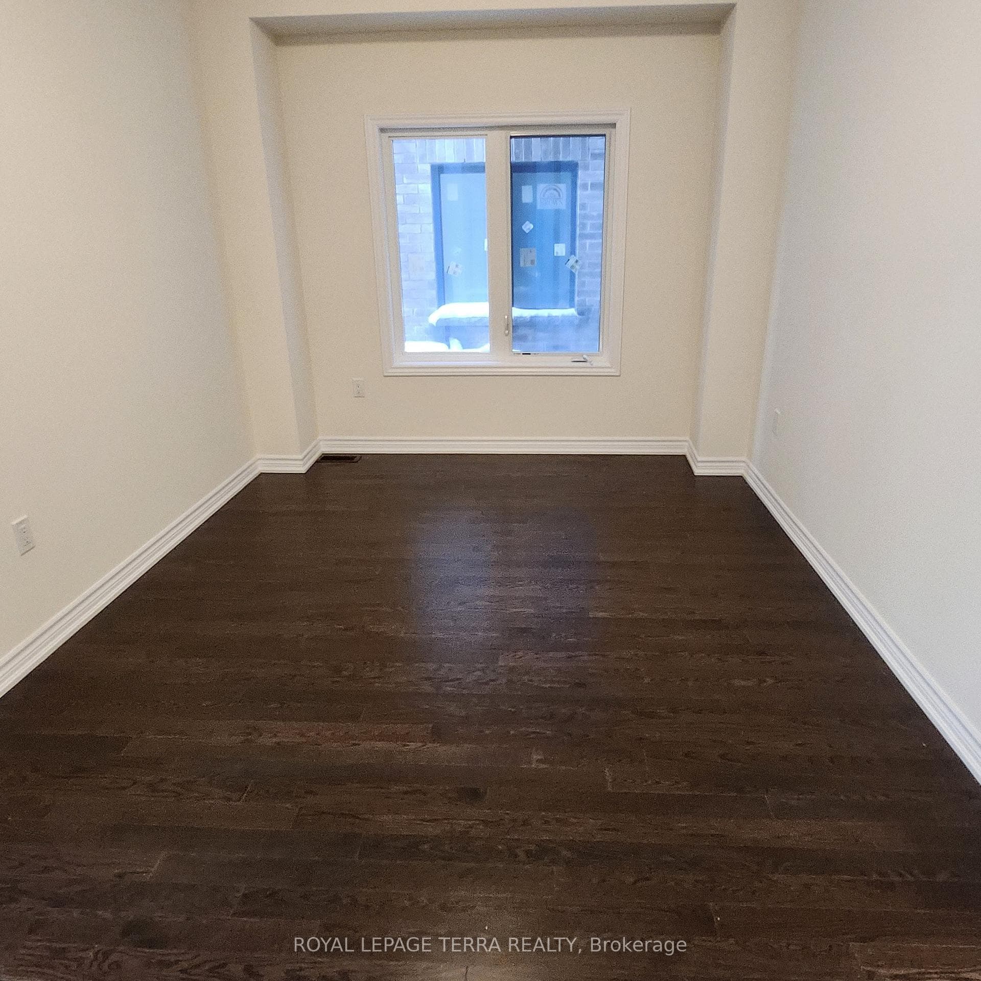 338 Fleetwood Drive photo 8