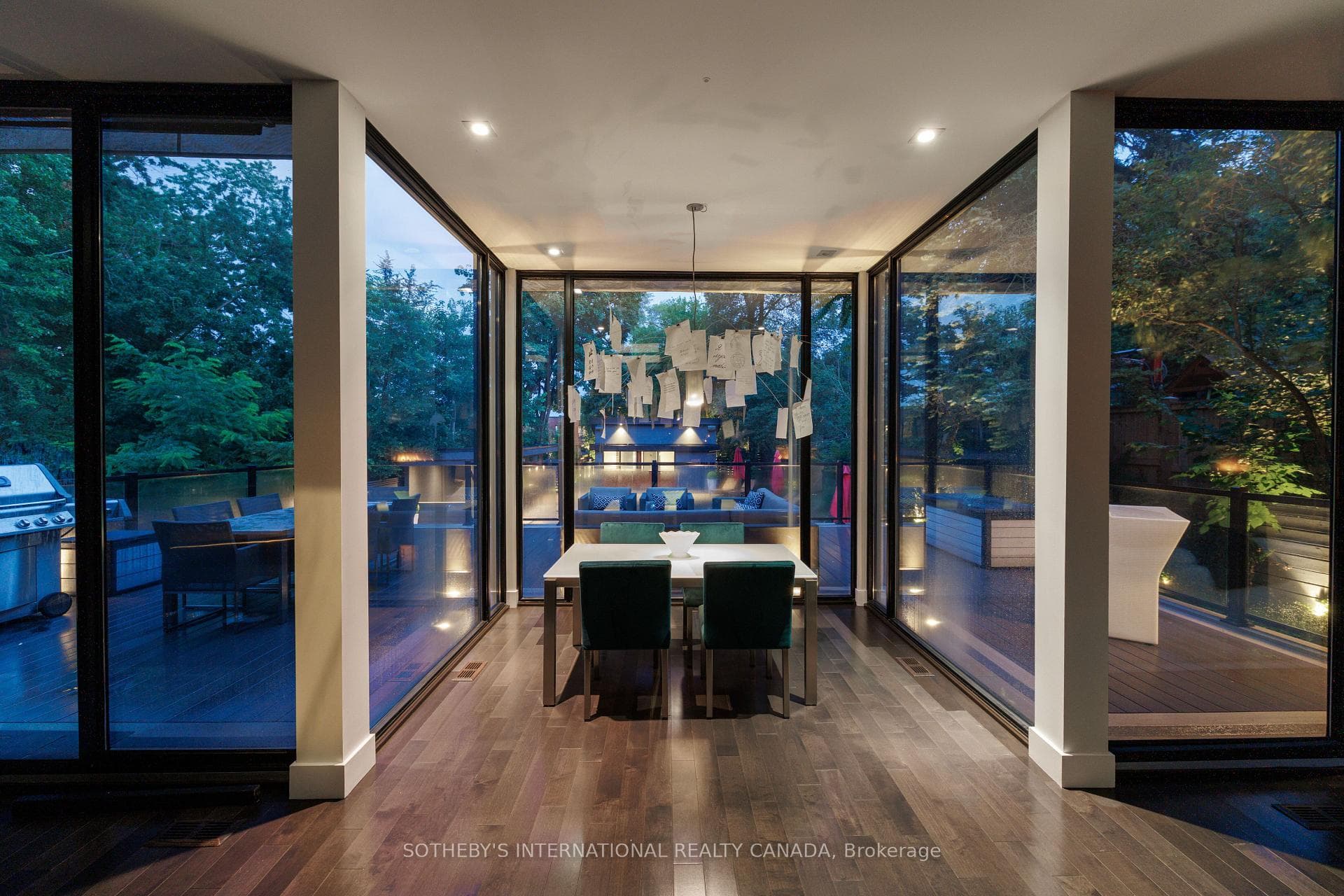 5 Hartfield Road photo 12