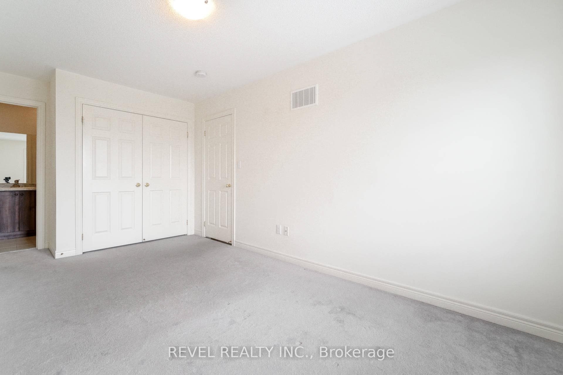 1158 Durno Court photo 13
