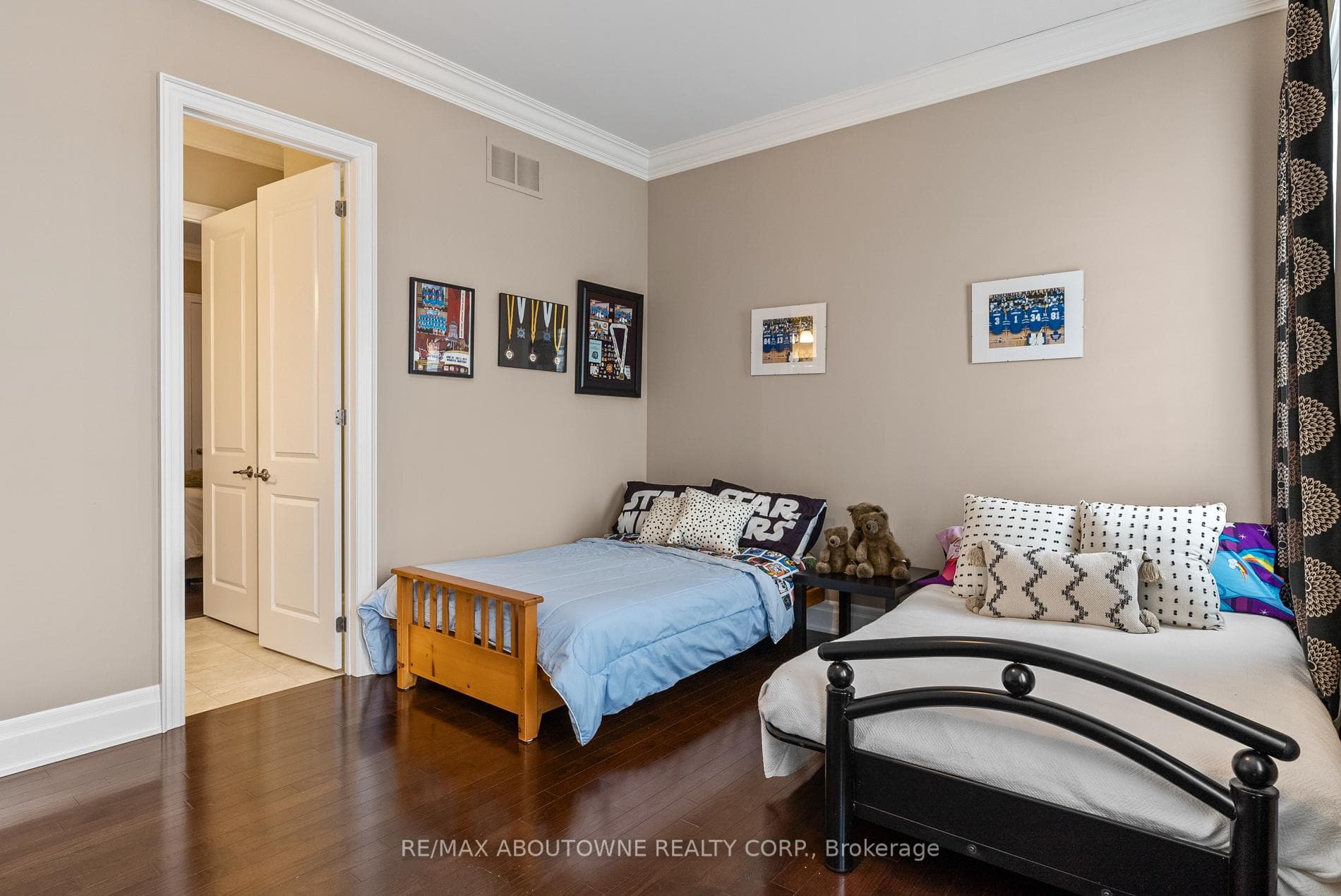 12 Dalmeny Drive photo 28