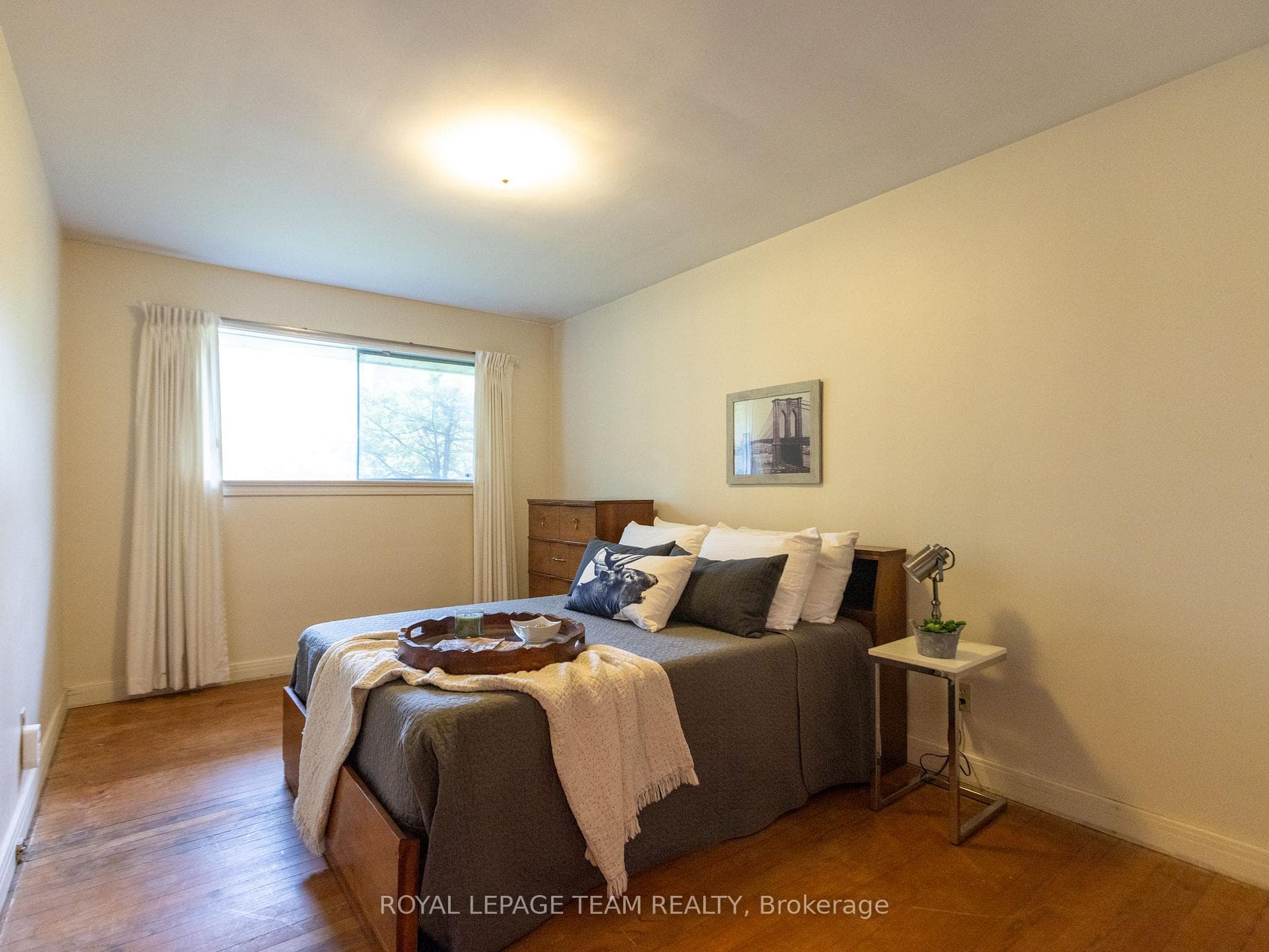 1231 Ridgemont Avenue photo 12