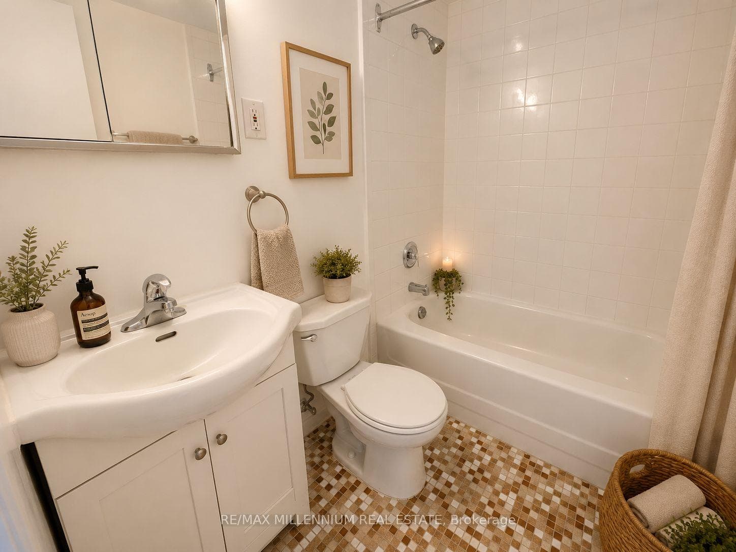 250 Frederick Street Unit 1705 photo 5