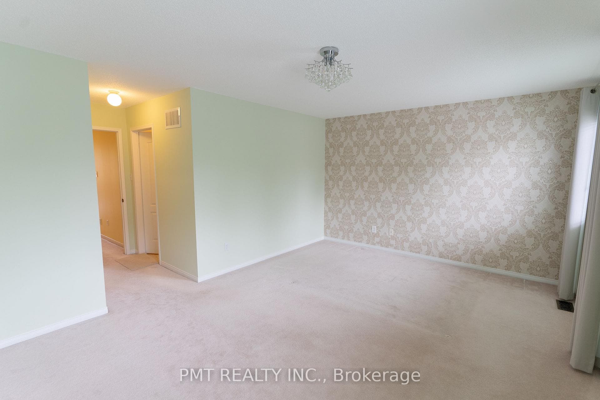2151 Forest Gate Park photo 7