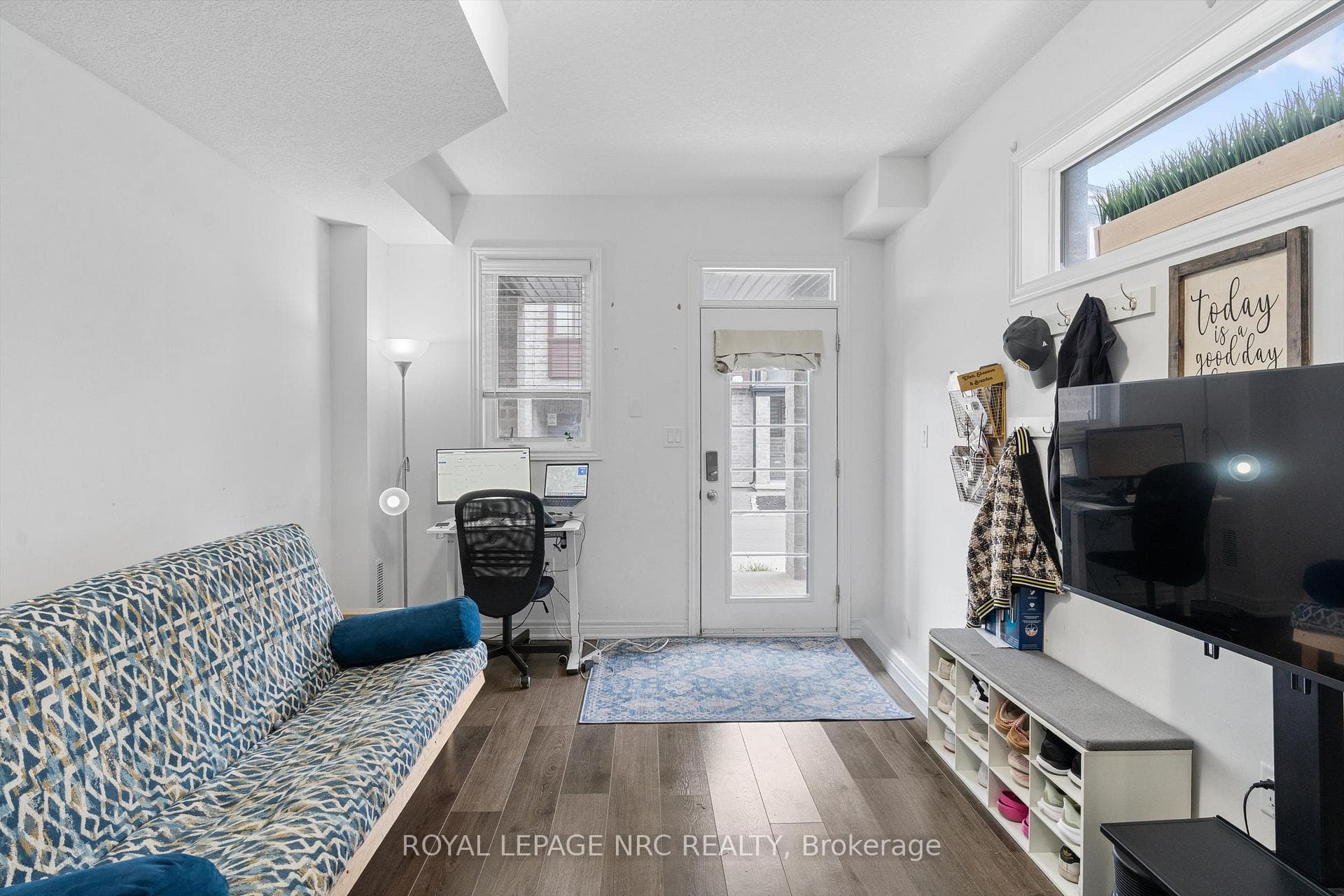 5000 Connor Drive Unit 17 photo 4