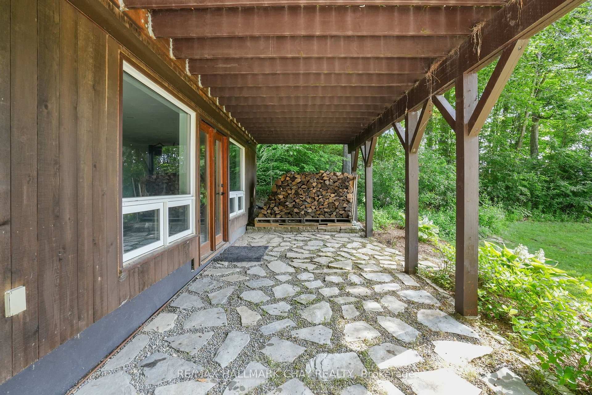 42 MOUNTAINVIEW Road photo 7