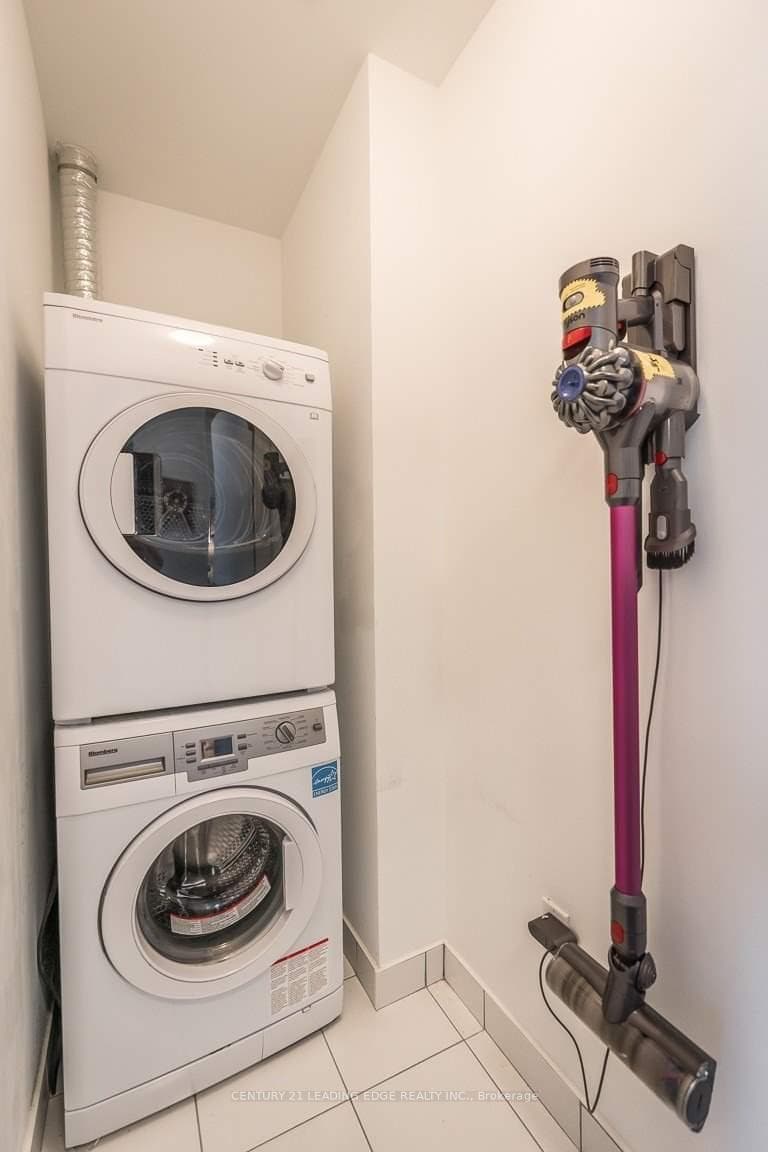 50 Forest Manor Road Unit 204 photo 10