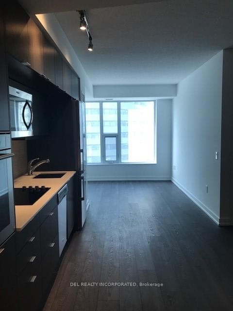 10 York Street Unit 1412 photo 2