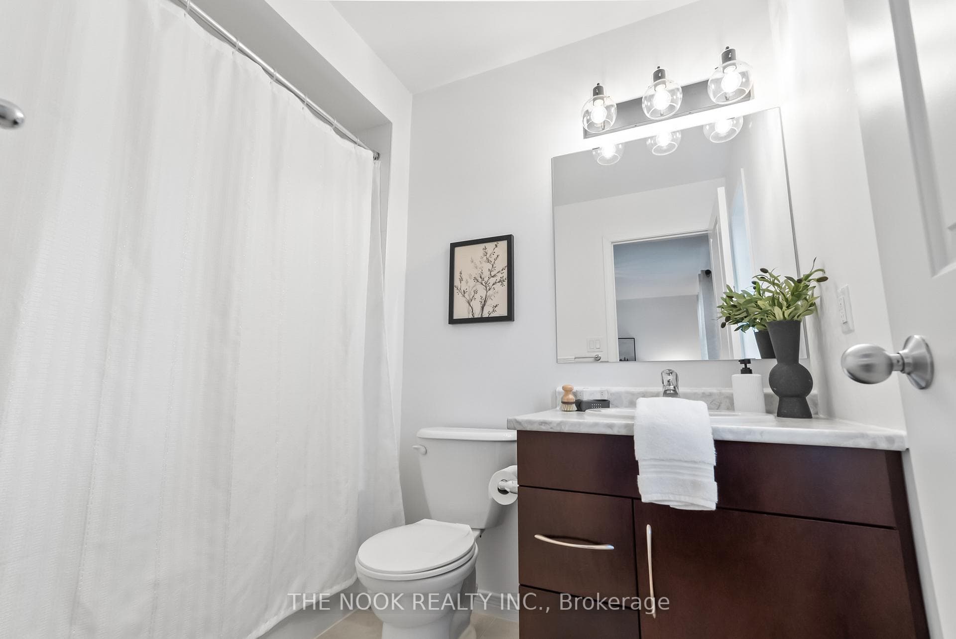 79 Harvey Jones Avenue photo 23