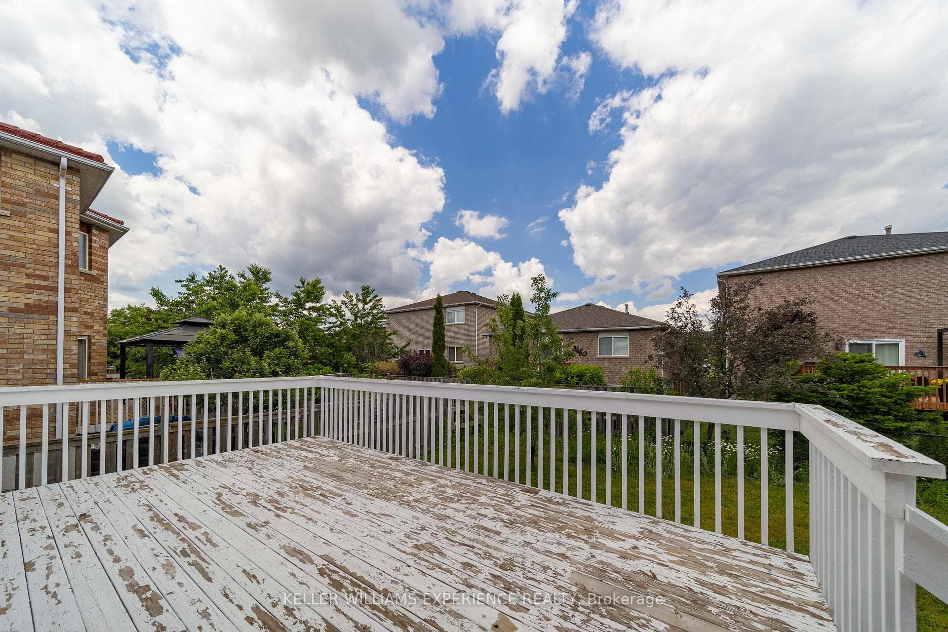 90 Sproule Drive photo 36
