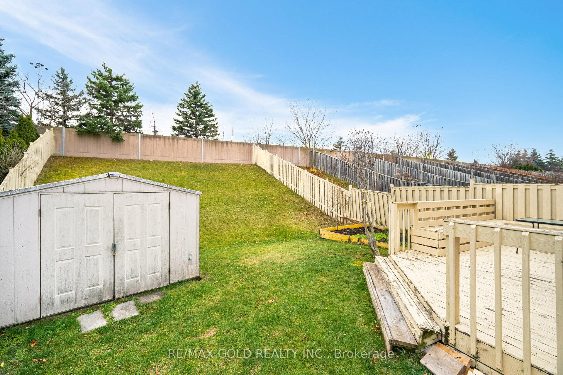 119 Checkerberry Crescent photo 33