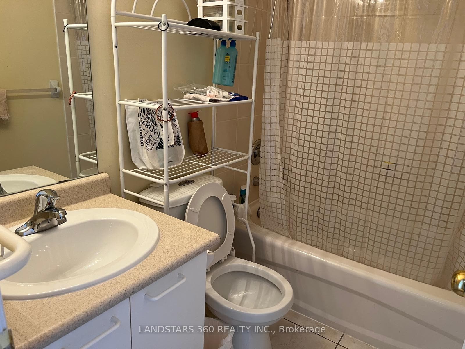9133 Bayview Avenue Unit 82 photo 26