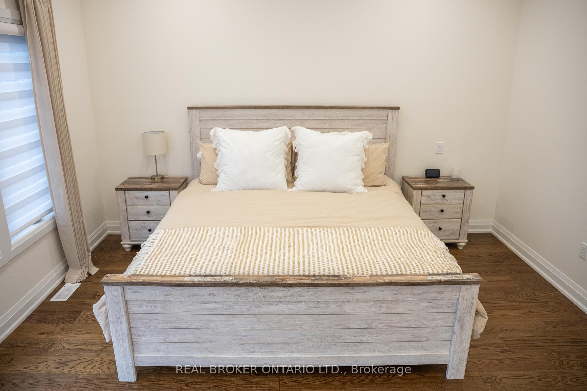 Welcome to the sprawling master bedroom.